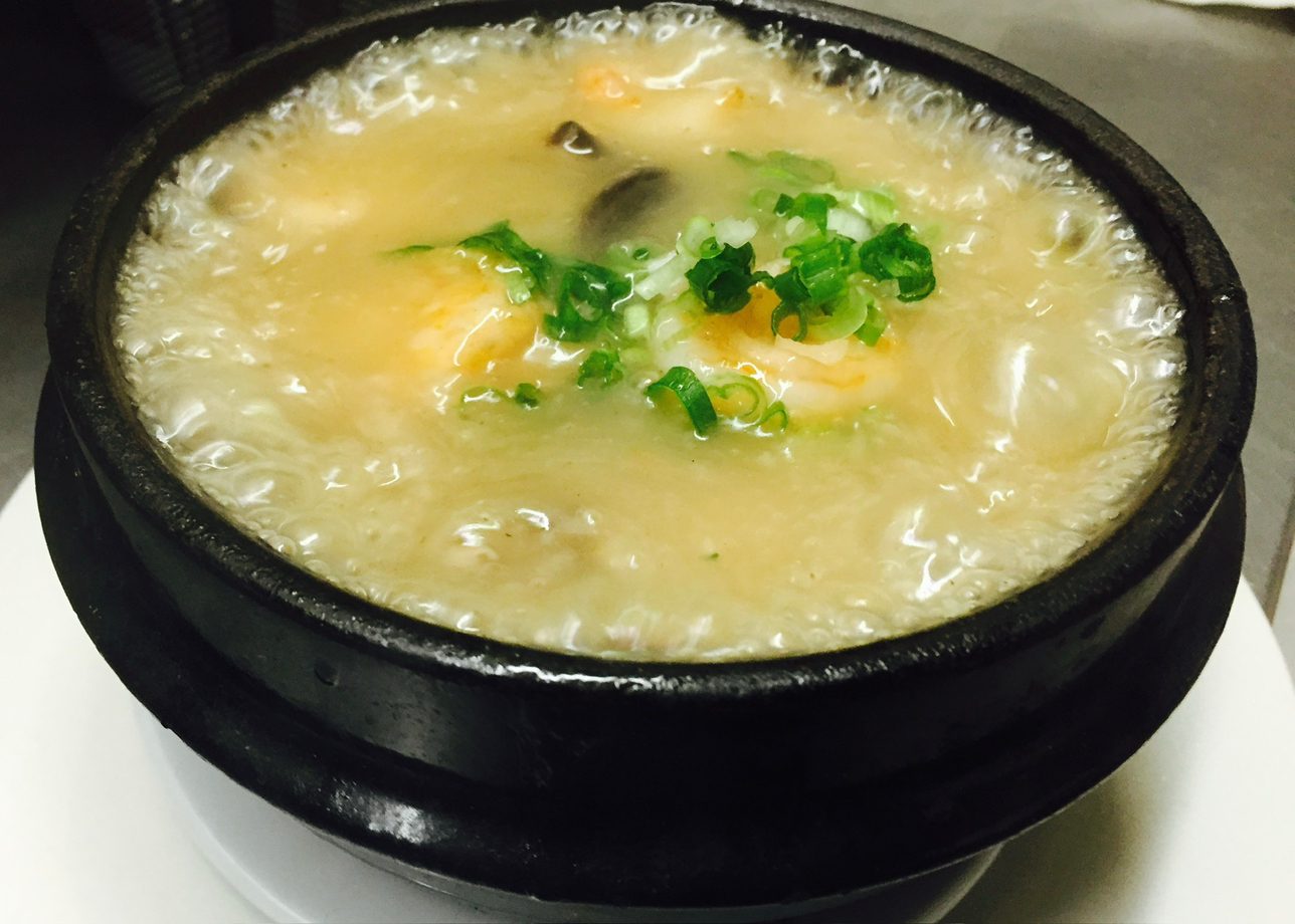 Clay Pot Prawns and Tofu.