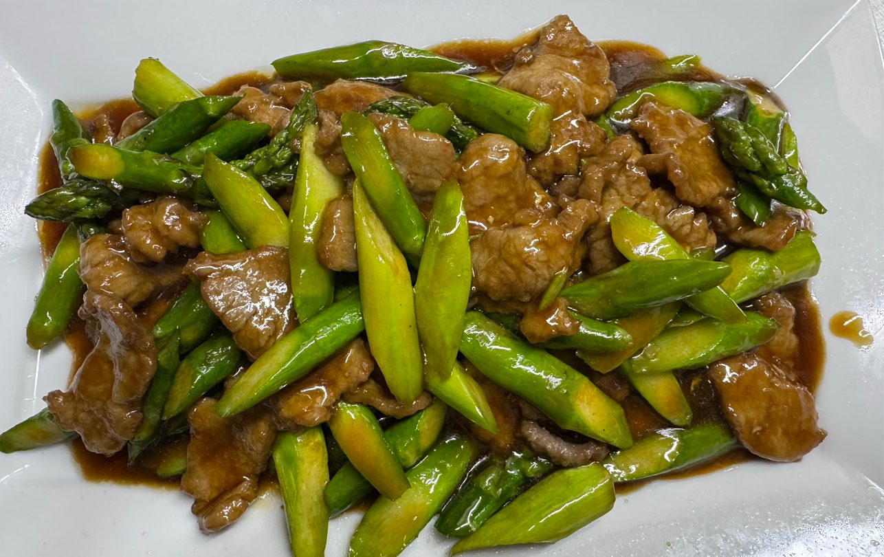 Beef with Asparagus.